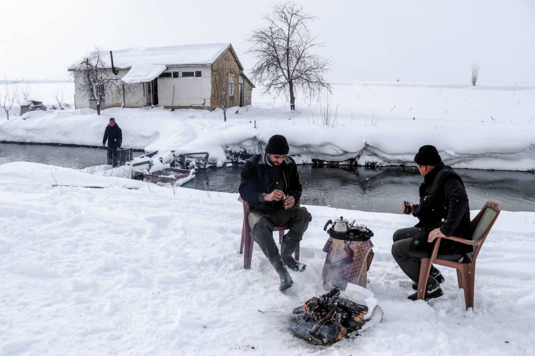 'Ova balıkçıları'nın dondurucu kış şartlarında zorlu mesaisi 14