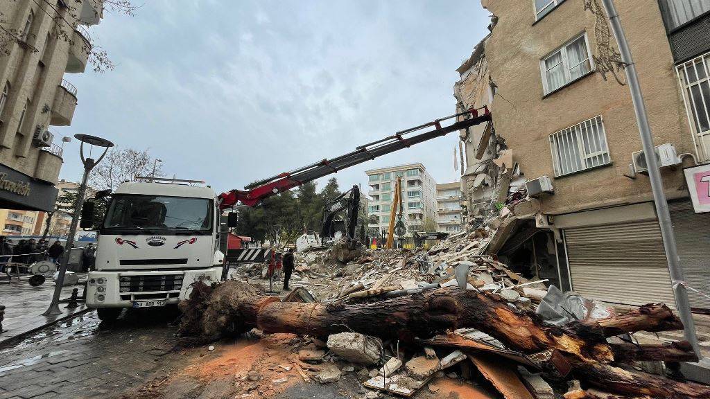 Kahramanmaraş'ta 7,7 ve 7,6'lık deprem 22