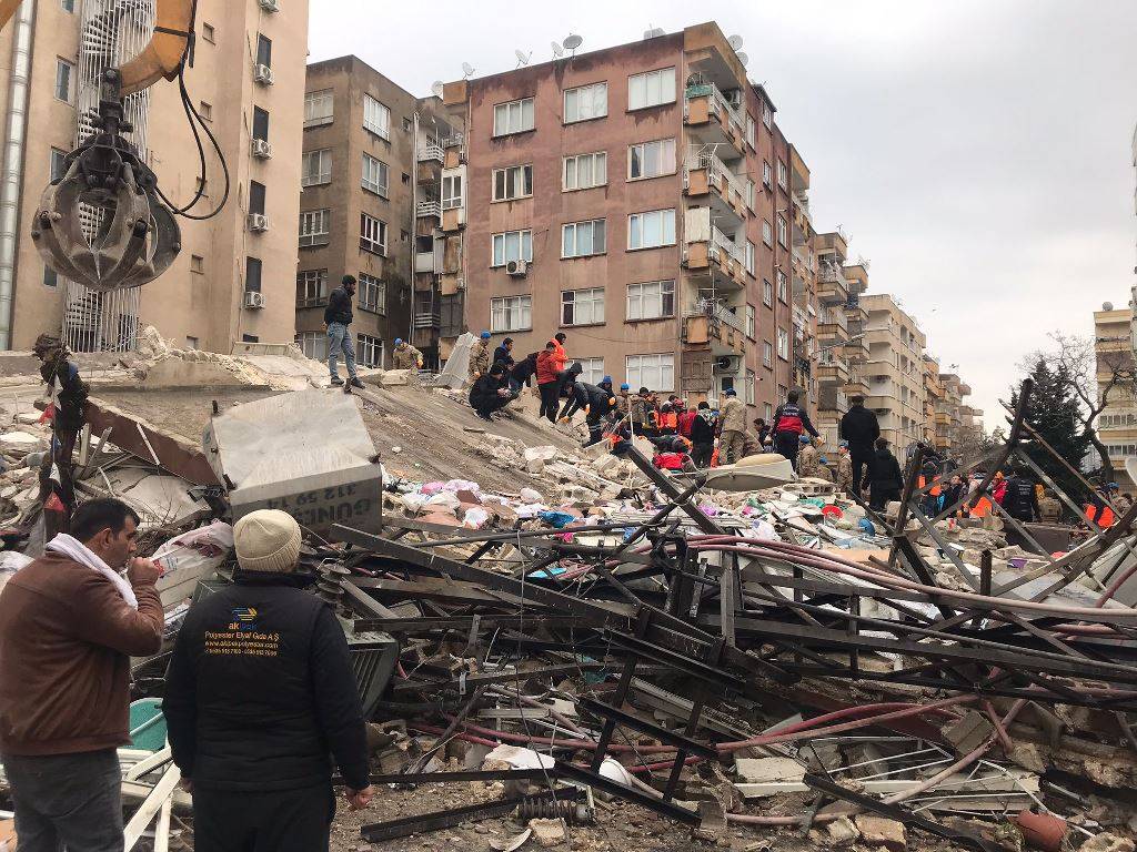 Kahramanmaraş'ta 7,7 ve 7,6'lık deprem 25