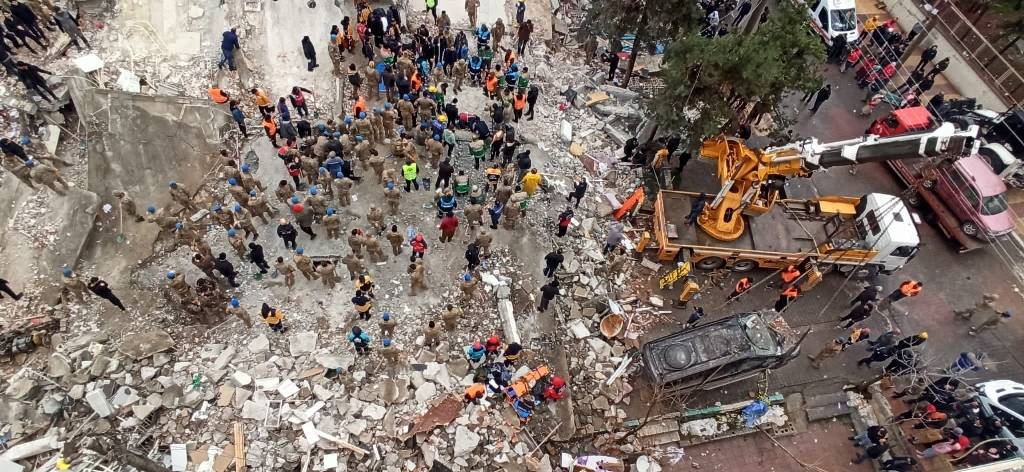 Kahramanmaraş'ta 7,7 ve 7,6'lık deprem 27