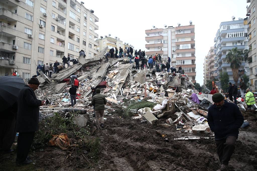 Kahramanmaraş'ta 7,7 ve 7,6'lık deprem 40