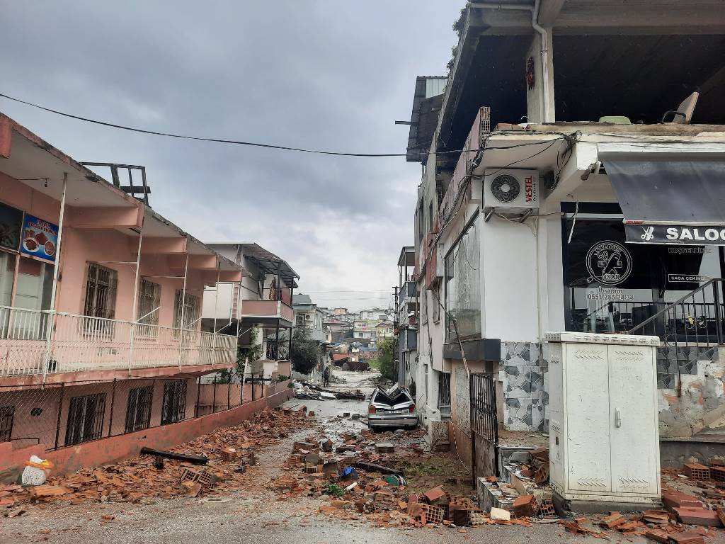 Kahramanmaraş'ta 7,7 ve 7,6'lık deprem 47