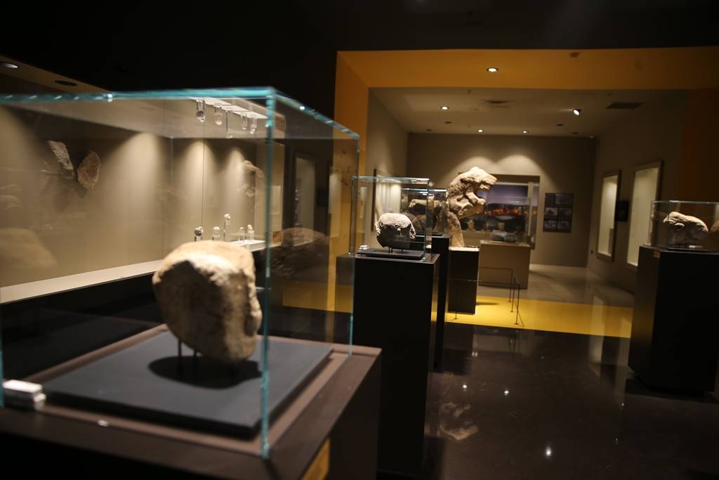 Şanlıurfa Müzesi'ndeki 12 bin yıllık eserler depremi hasarsız atlattı 7