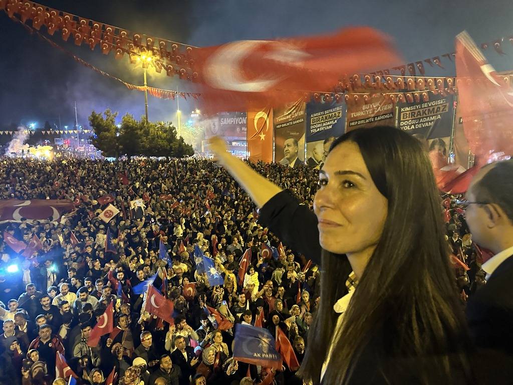 Cumhurbaşkanı seçimi 2. tur sonuçları tüm yurtta coşkuyla kutlandı 126