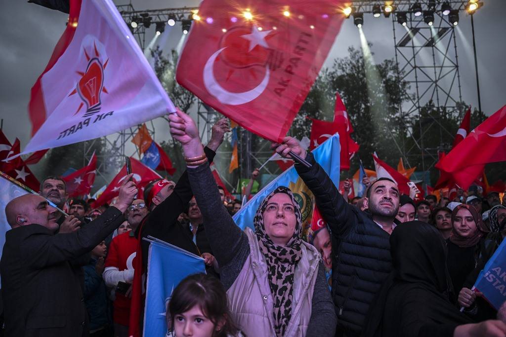 Cumhurbaşkanı seçimi 2. tur sonuçları tüm yurtta coşkuyla kutlandı 30
