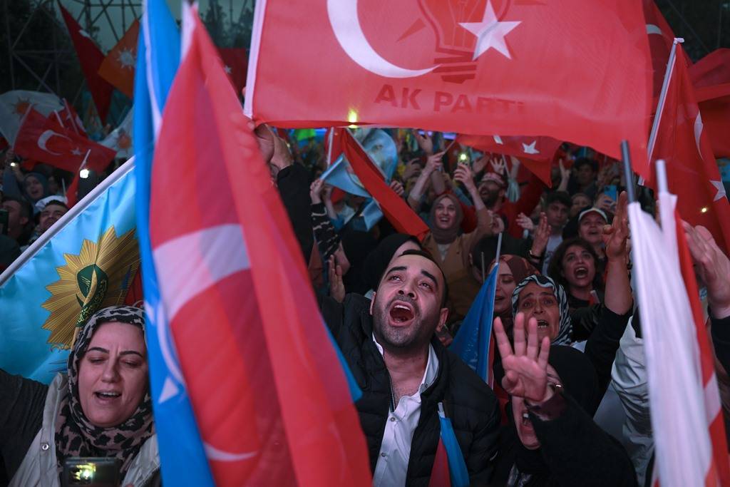 Cumhurbaşkanı seçimi 2. tur sonuçları tüm yurtta coşkuyla kutlandı 33