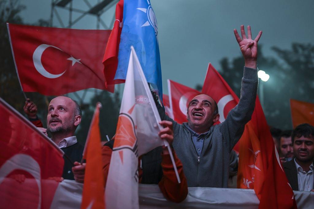 Cumhurbaşkanı seçimi 2. tur sonuçları tüm yurtta coşkuyla kutlandı 37