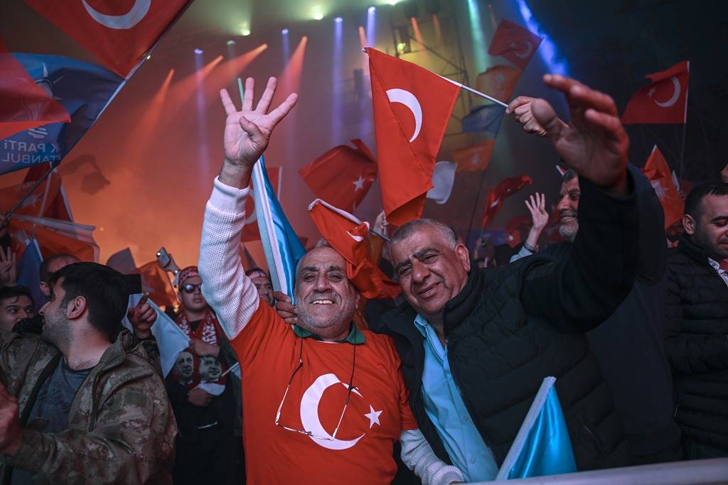 Cumhurbaşkanı seçimi 2. tur sonuçları tüm yurtta coşkuyla kutlandı 39