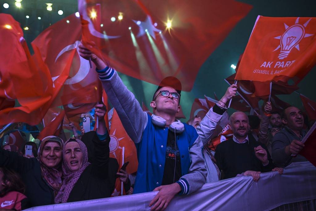 Cumhurbaşkanı seçimi 2. tur sonuçları tüm yurtta coşkuyla kutlandı 40