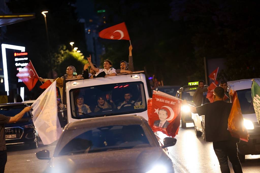 Cumhurbaşkanı seçimi 2. tur sonuçları tüm yurtta coşkuyla kutlandı 53