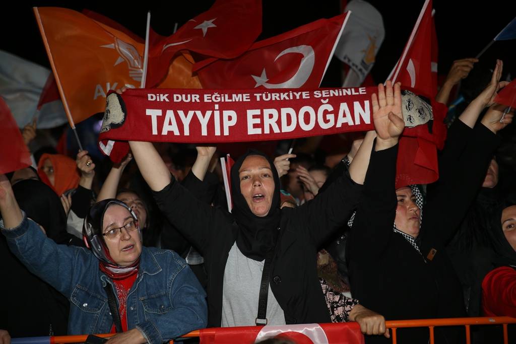 Cumhurbaşkanı seçimi 2. tur sonuçları tüm yurtta coşkuyla kutlandı 75