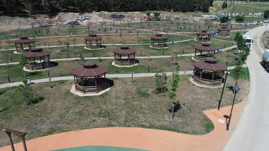 Cumhurbaşkanı Erdoğan, 9 millet bahçesinin açılış törenine canlı bağlantıyla katıldı 50