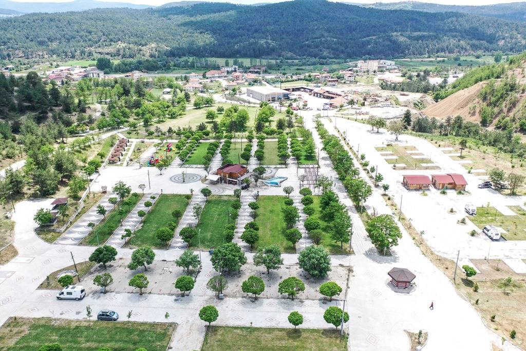Cumhurbaşkanı Erdoğan, 9 millet bahçesinin açılış törenine canlı bağlantıyla katıldı 6