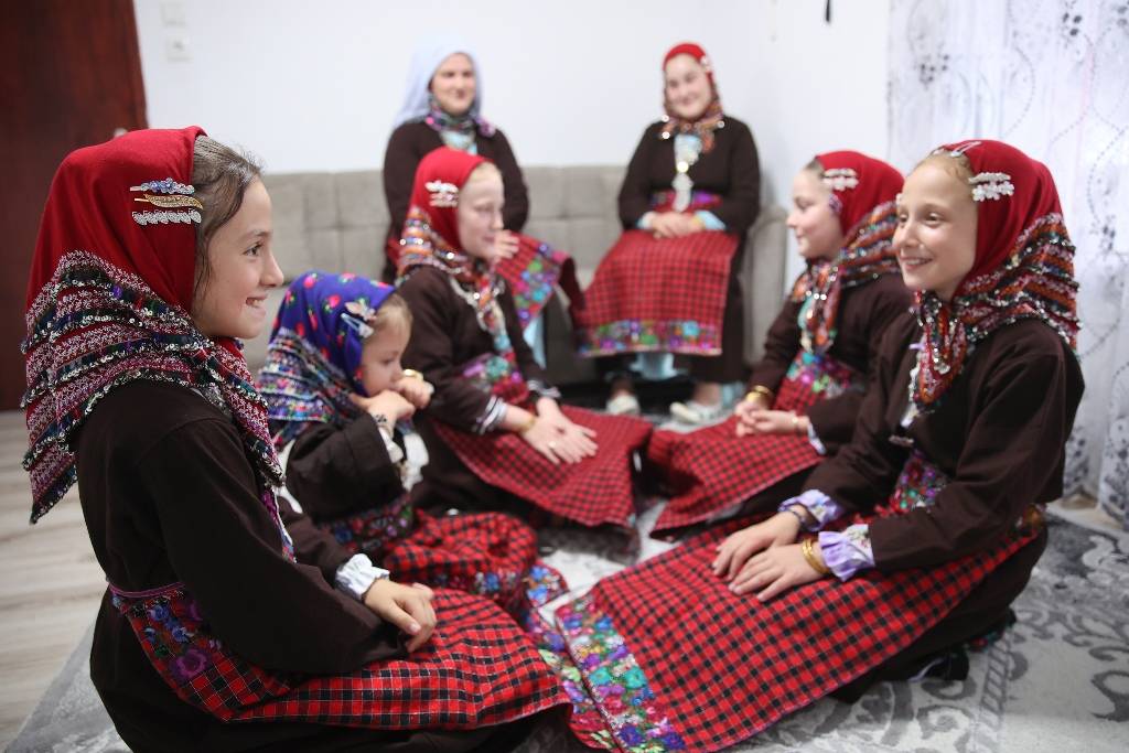 Batı Trakya'da Türk kadınları, Osmanlı döneminden kalma kıyafetleri yaşatmaya çalışıyor 1