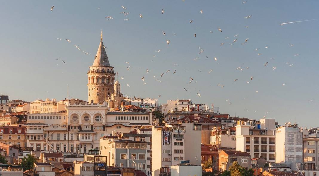 İstanbul'da hangi şehirden kaç kişi yaşıyor 9