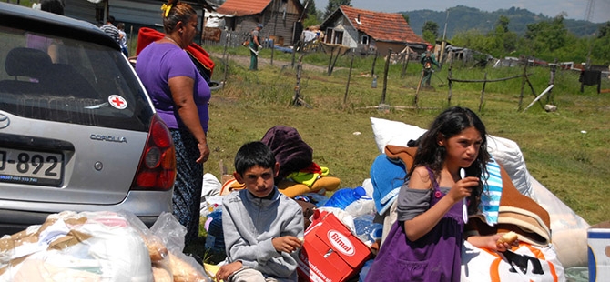 Bosna ve Sırbistan'da sel felaketi 18