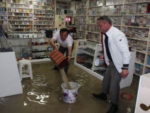 Beyşehir'de su baskınları yaşandı