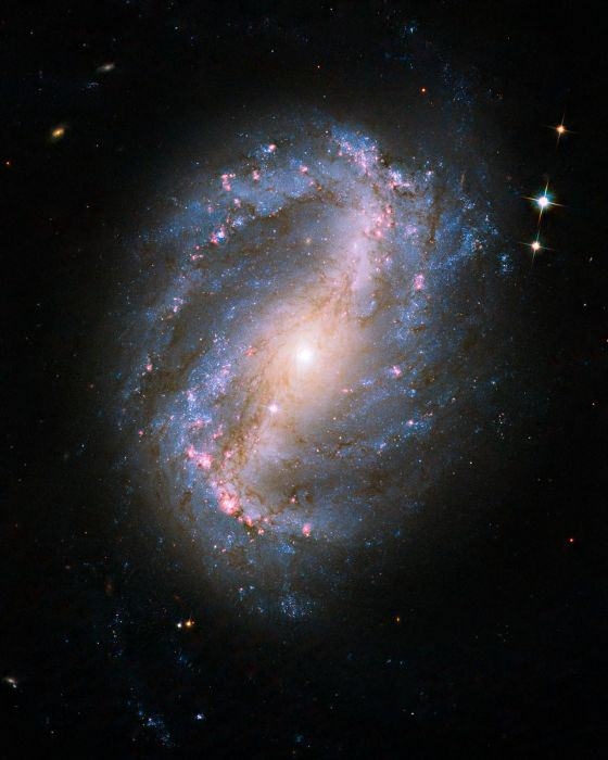 Hubble teleskopundan inanılmaz kareler 51