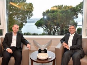 Erdoğan, Abdullah Gül'ü ziyaret etti