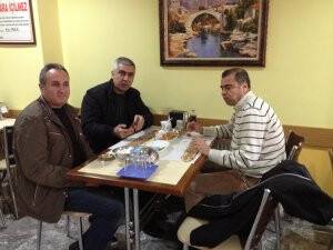 Doktorlar, Dostlar Etliekmek’te