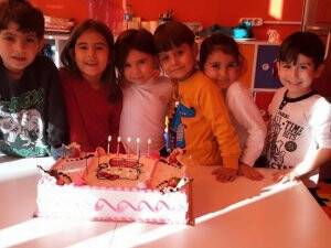 Melekler Kreşinde Sudenaz için doğum günü kutlaması