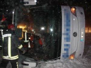 Konya’da Yolcu Otobüsü Devrildi: 25 Yaralı
