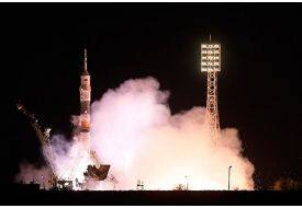 Soyuz UUİ'ye Kenetlendi