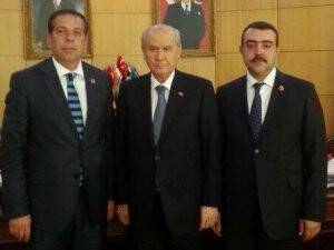 Hüsnü Öztürk ve Hüseyin Korkmaz MHP lideri Devlet Bahçeli ile birlikte