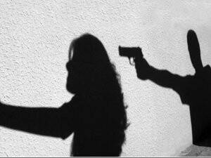 Almanya’da Türk Genci Annesini Öldürdü