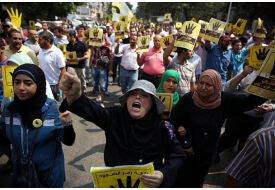 Mısır'da Cuma Gösterileri Sürüyor