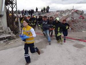 İş Makinesi Su Kanalına Düştü: 1 Ölü