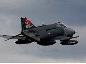 Davutoğlu: “Gerektiğinde Tüm F-4’ler Eğitim Dışına Alınabilir”