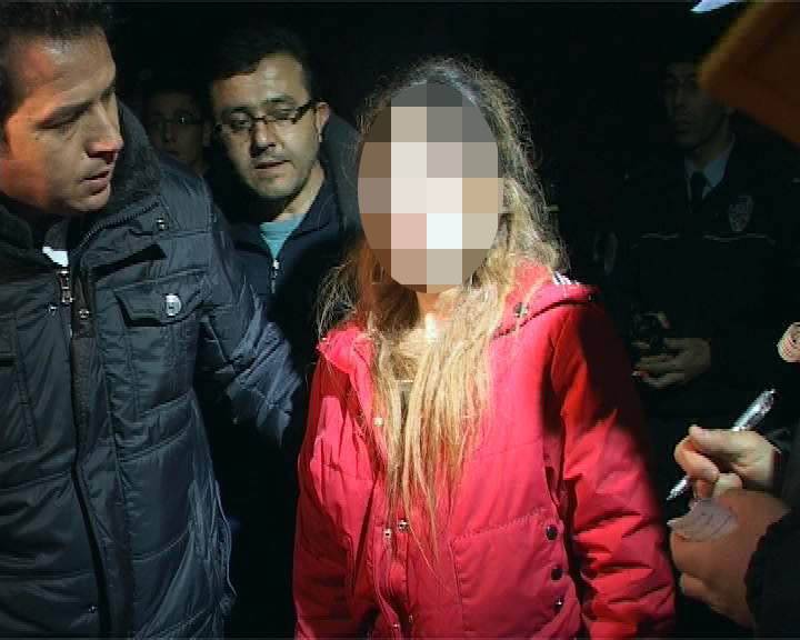 ERKEK ARKADAŞINA KIZAN KIZ İNTİHARA KALKIŞTI