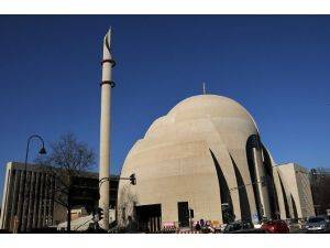 Diyanet İşleri Türk İslam Birliğinden İslam Yasasına Tepki