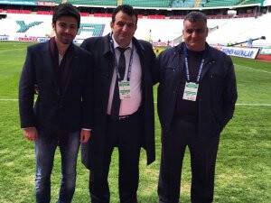 Tınkır ailesi yeşil zeminde