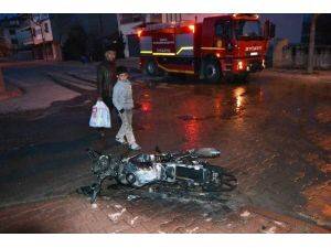 Yanan Motosiklet Kullanılamaz Hale Geldi
