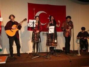 Macaristan’da Türk Gecesi Büyük İlgi Gördü