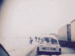 Kadınhanı yolu kapandı