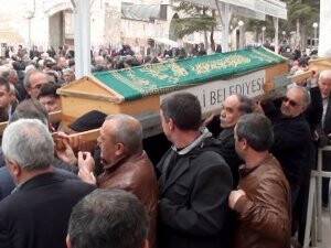 İzmit’te Öldürülen Üniversiteli Ereğli’de Toprağa Verildi