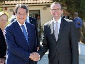 Anastasiadis, BM Genel Sekreteri Kıbrıs Özel Danışmanı Eıde İle Görüştü