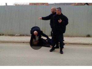 Priştine’de Polise Ateş Açıldı: 1 Ölü