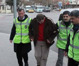 Doktora gitmemiş!