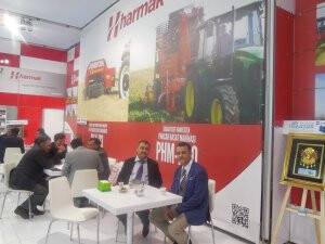 Harmak Makine’nin kardeş patronları mutlu