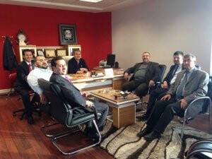 Dostlar, Kule İdeal Sürücü Kursunda