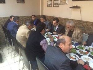 Cem Zorlu ve siyasiler Köfteci İbrahim Usta’da