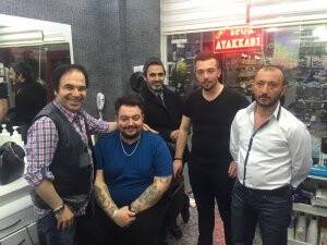 Hüseyin Kağıt Kuaför Çiçek’te