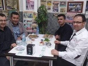İbrahim Tankut ile Mehmet Avcı Recai ziyafetinde