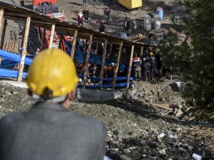Ermenek'te işsiz kalan madenciler tepkili