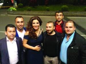 Tanıdık isimler Işın Karaca ile birlikte