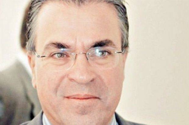 Eski Yunan bakan, internetten iş arıyor